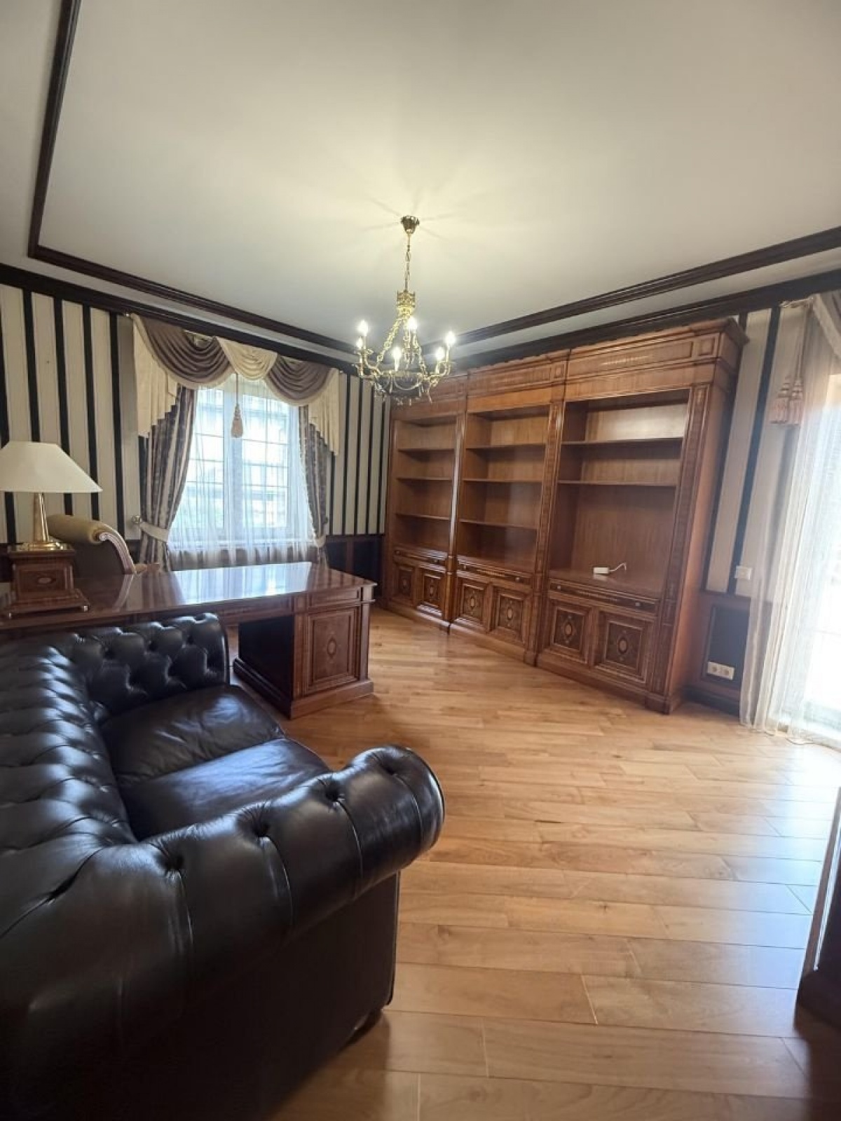3-этажный коттедж, 420 м²