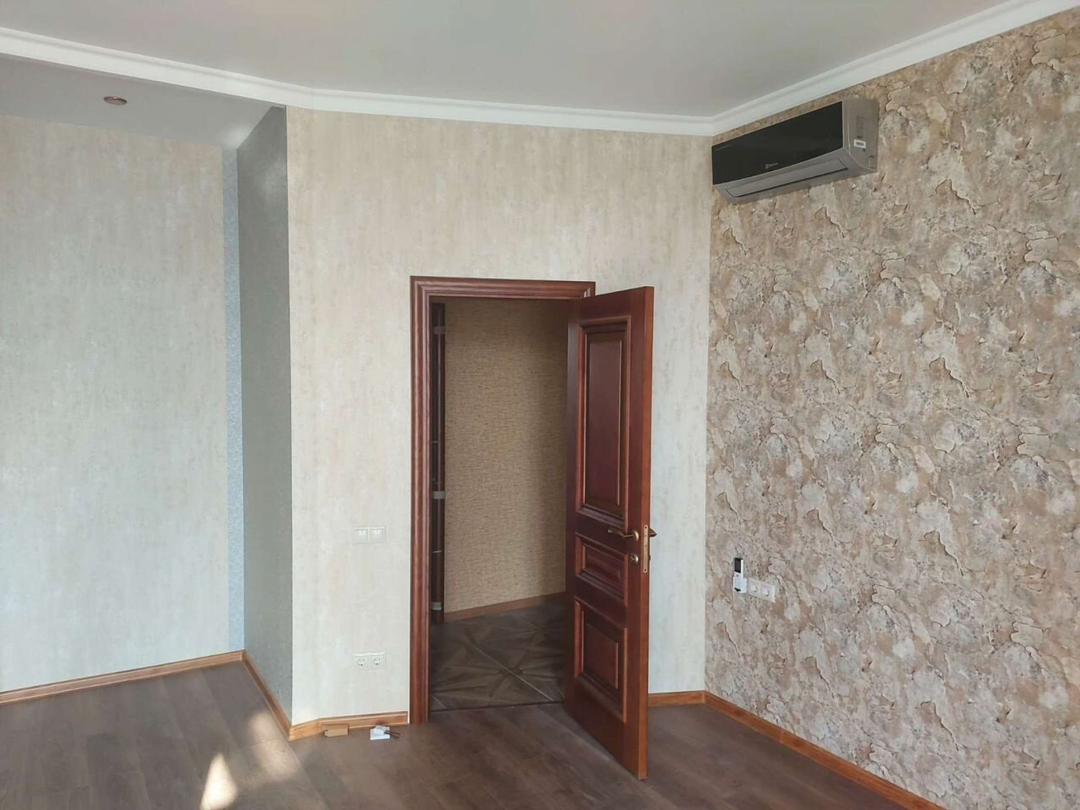 3-к. квартира, 140 м²