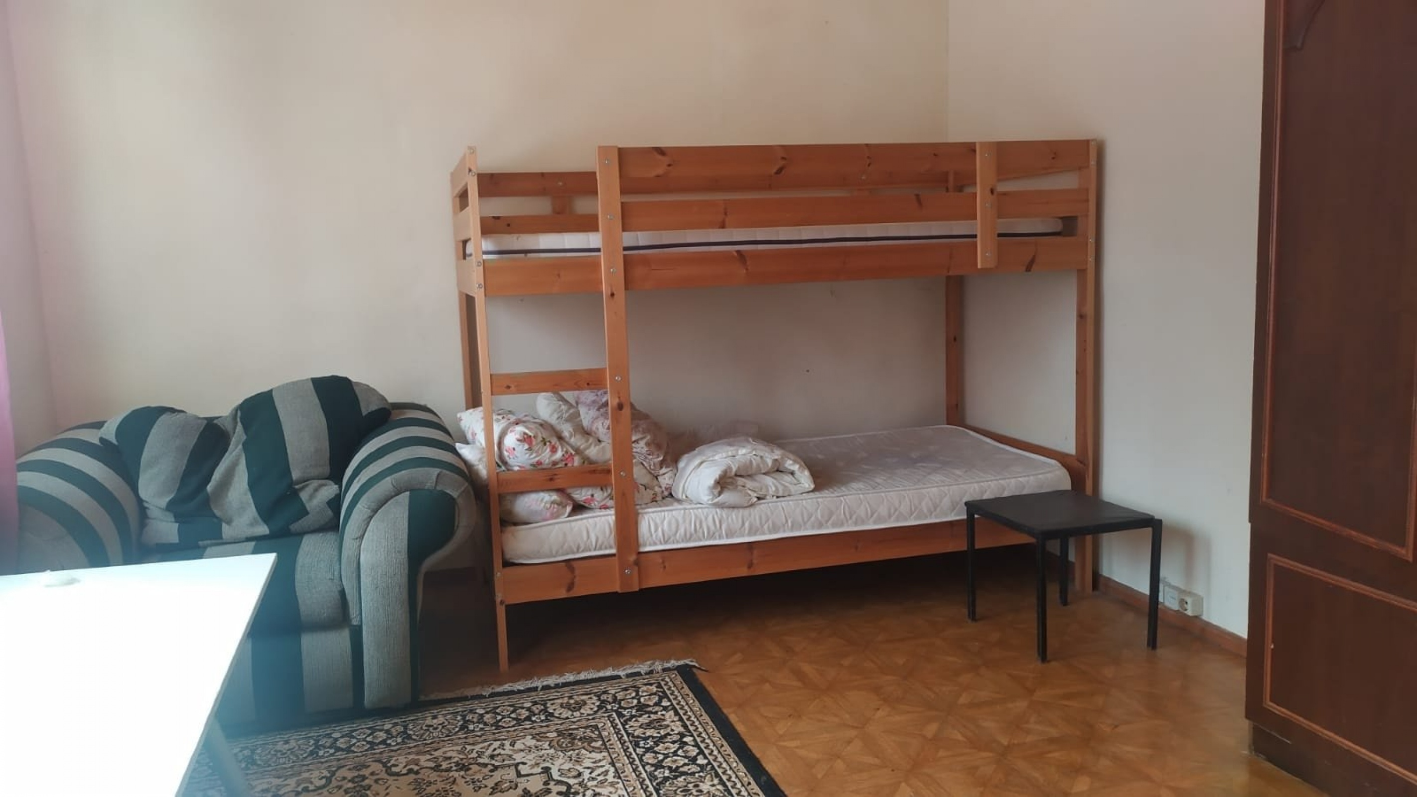 3-этажный дом, 250 м²
