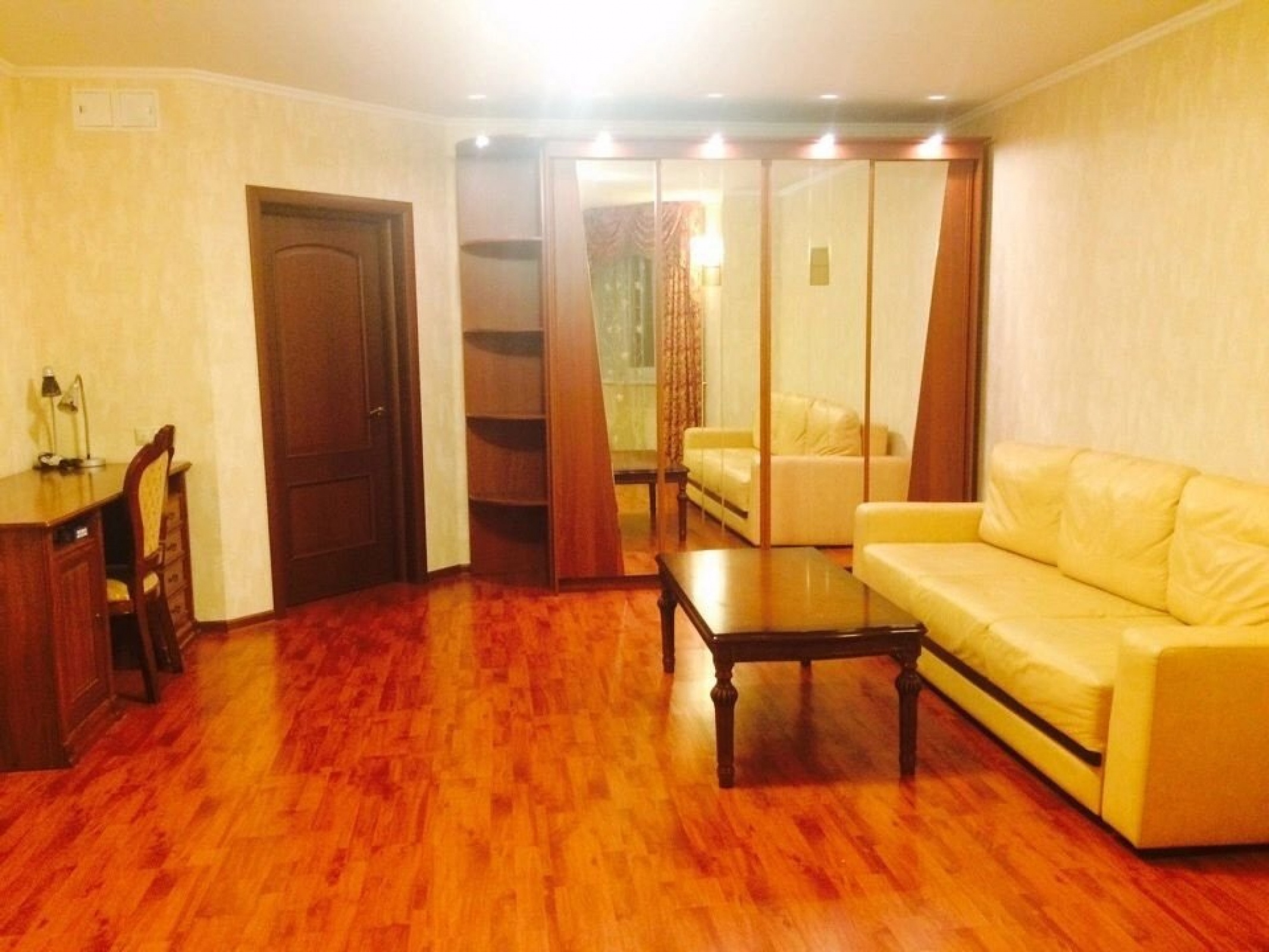 2-этажный коттедж  255 м²