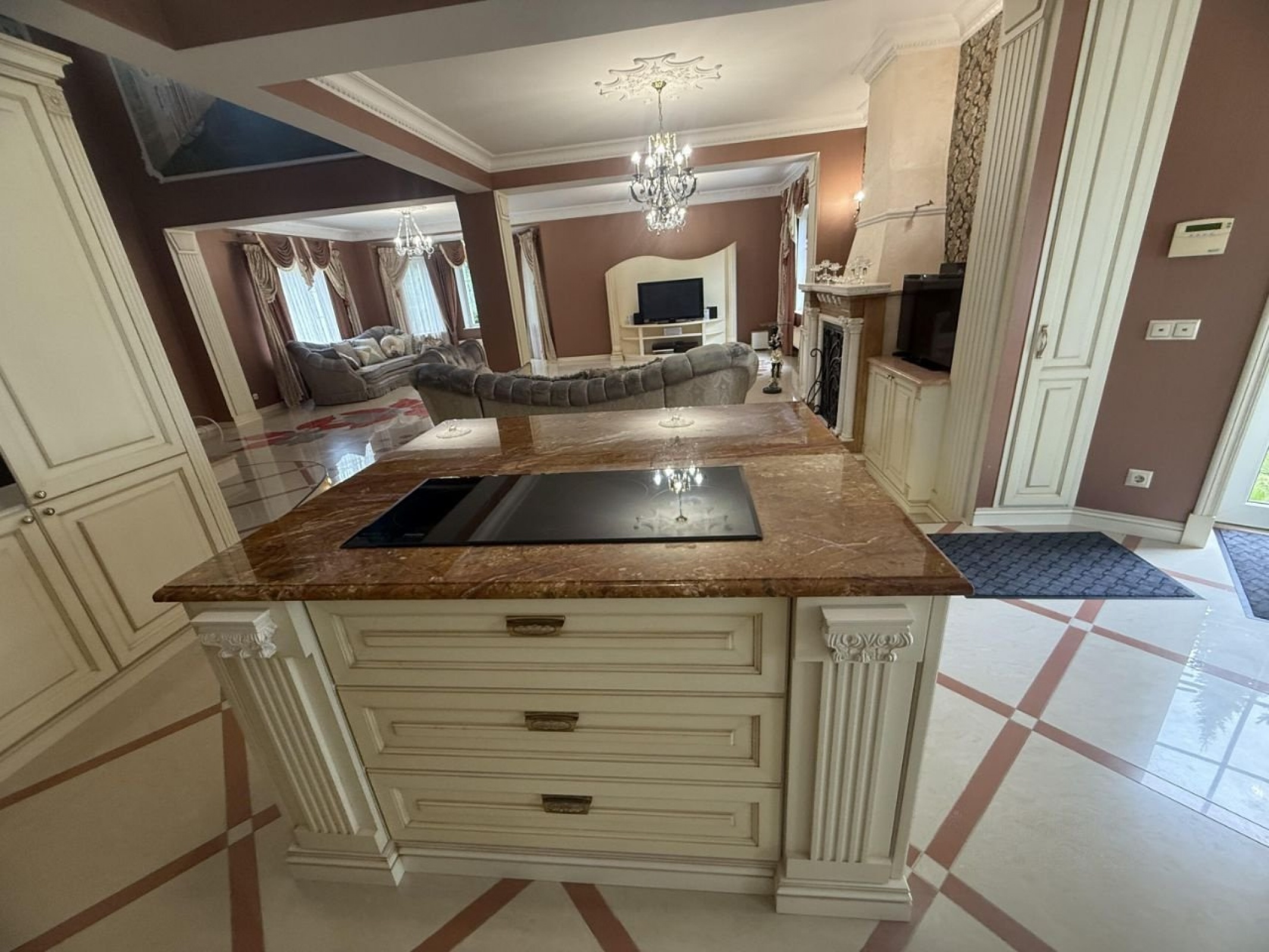 3-этажный коттедж, 420 м²