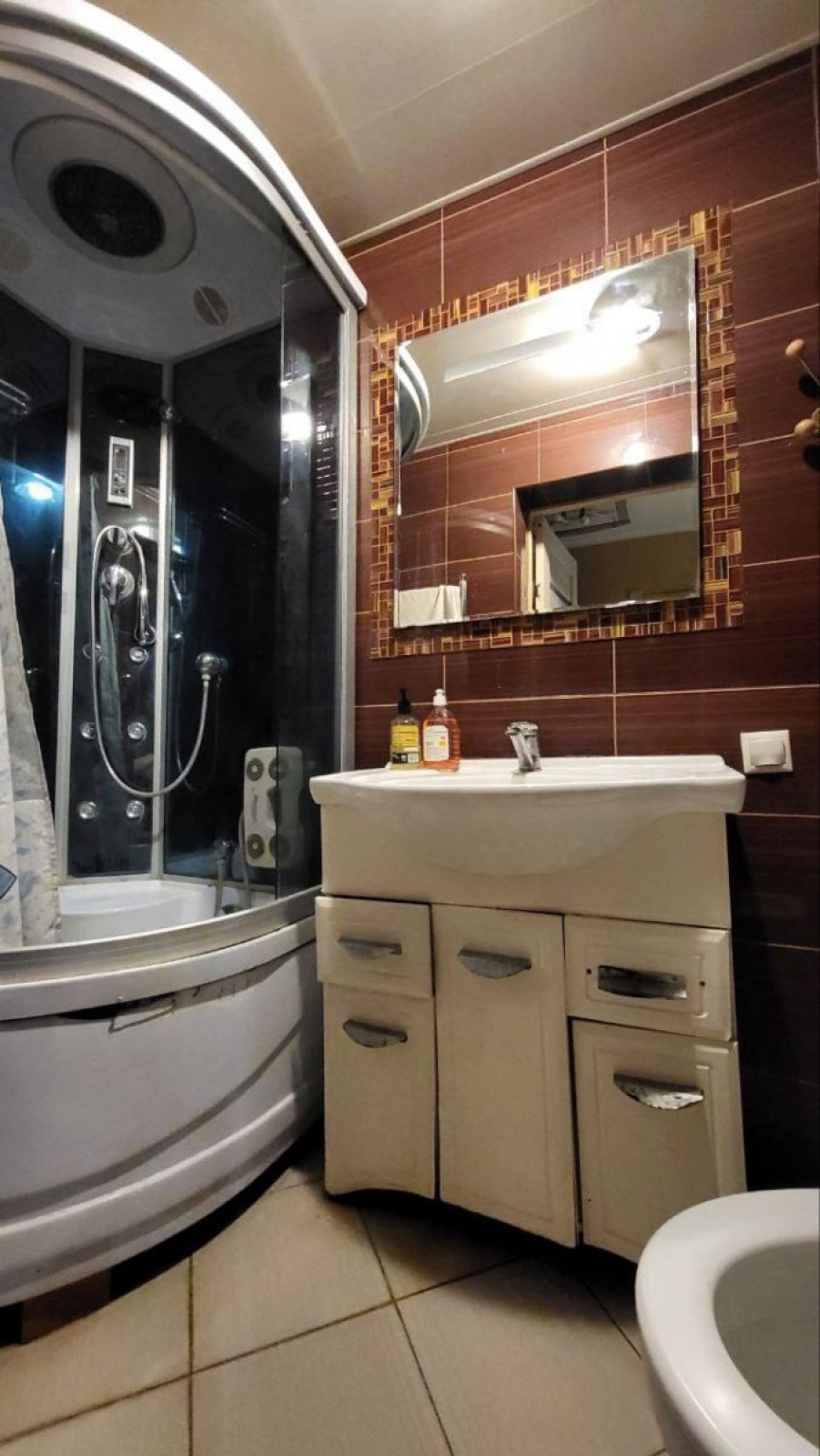 3-этажный дом, 300 м²
