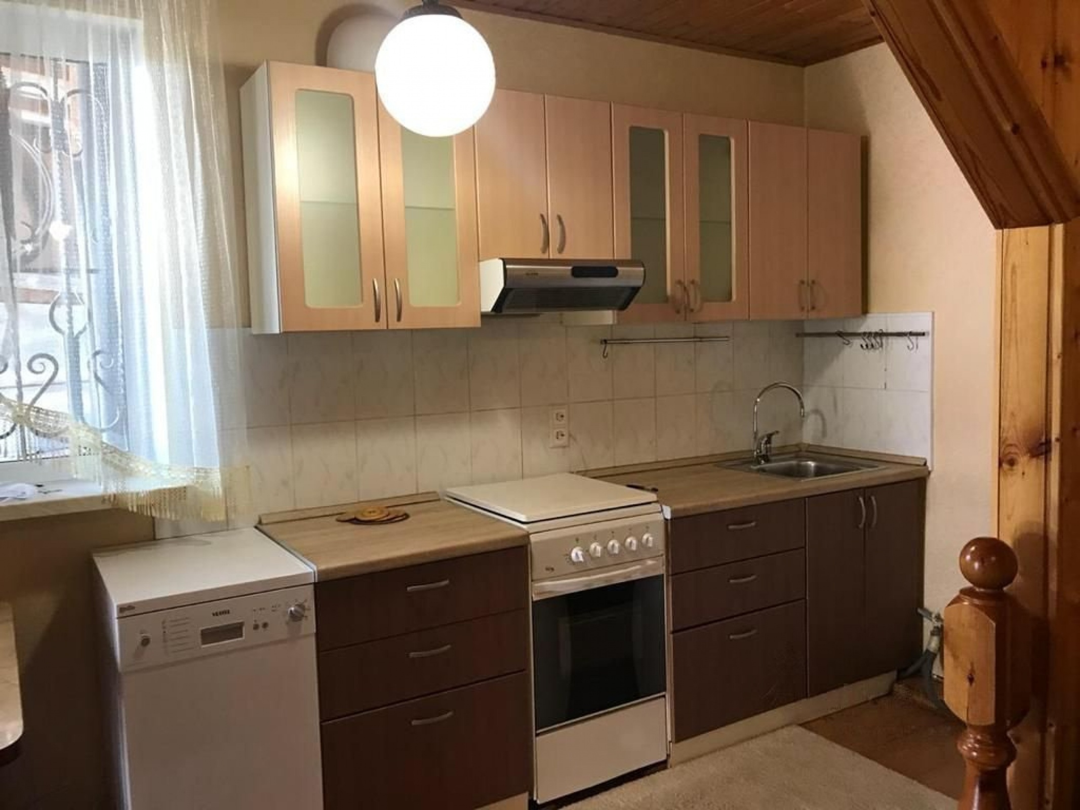 2-этажный дом, 100 м²