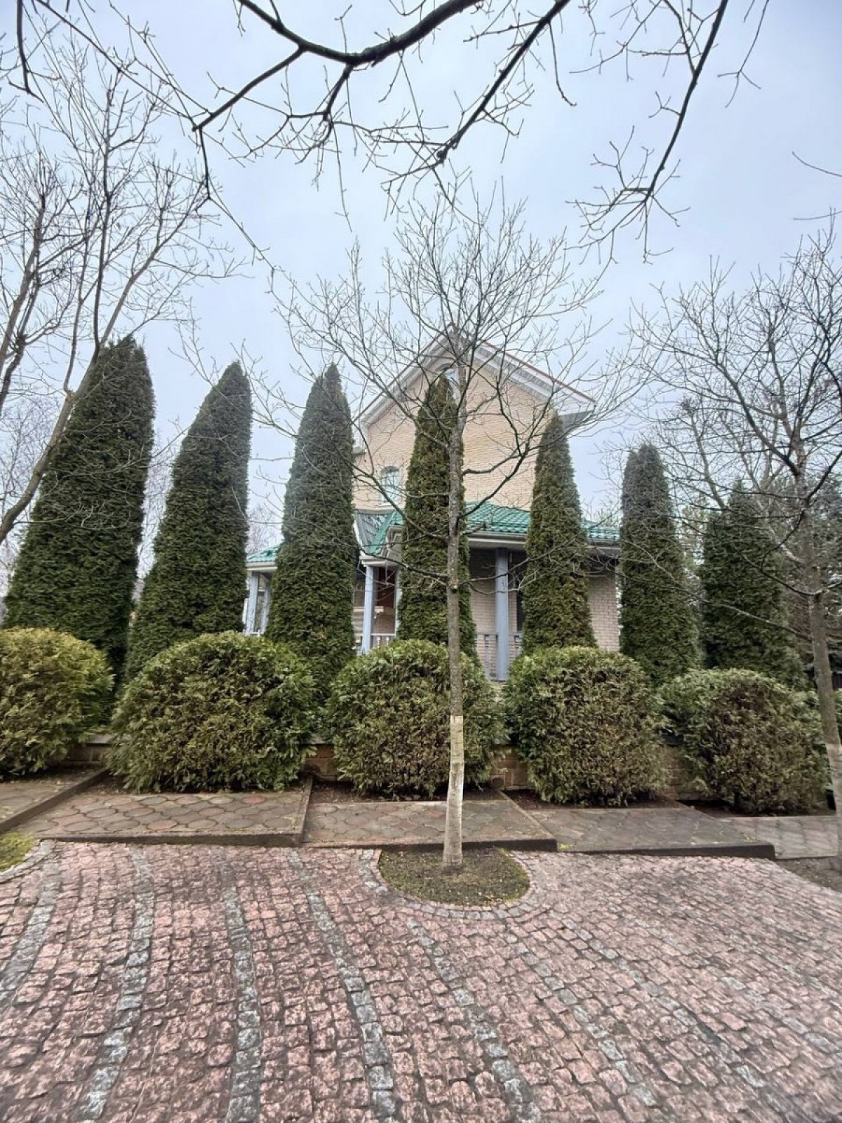 3-этажный коттедж,370 м²