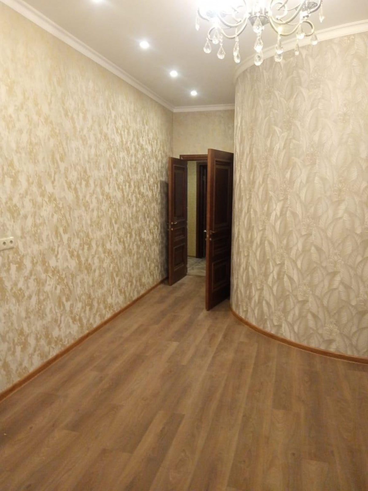 3-комн. квартира,140 м²