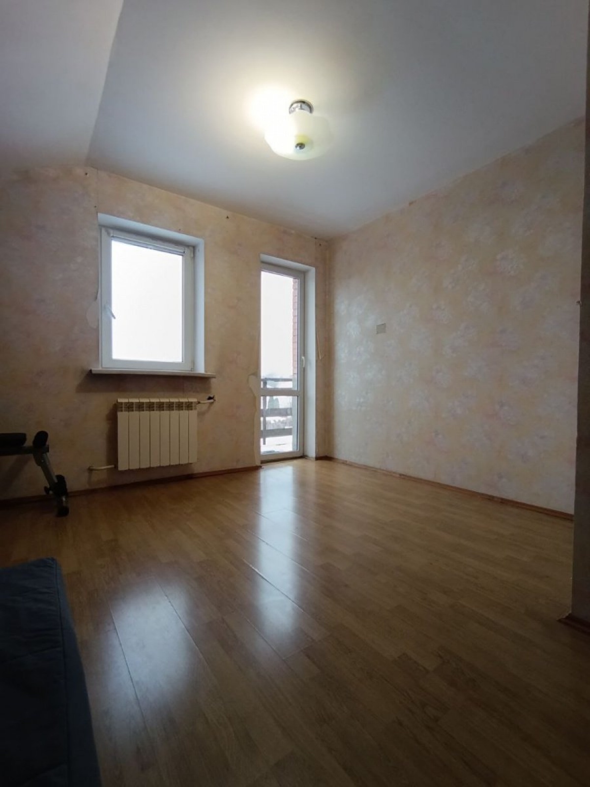 2-этажный коттедж, 215 м²