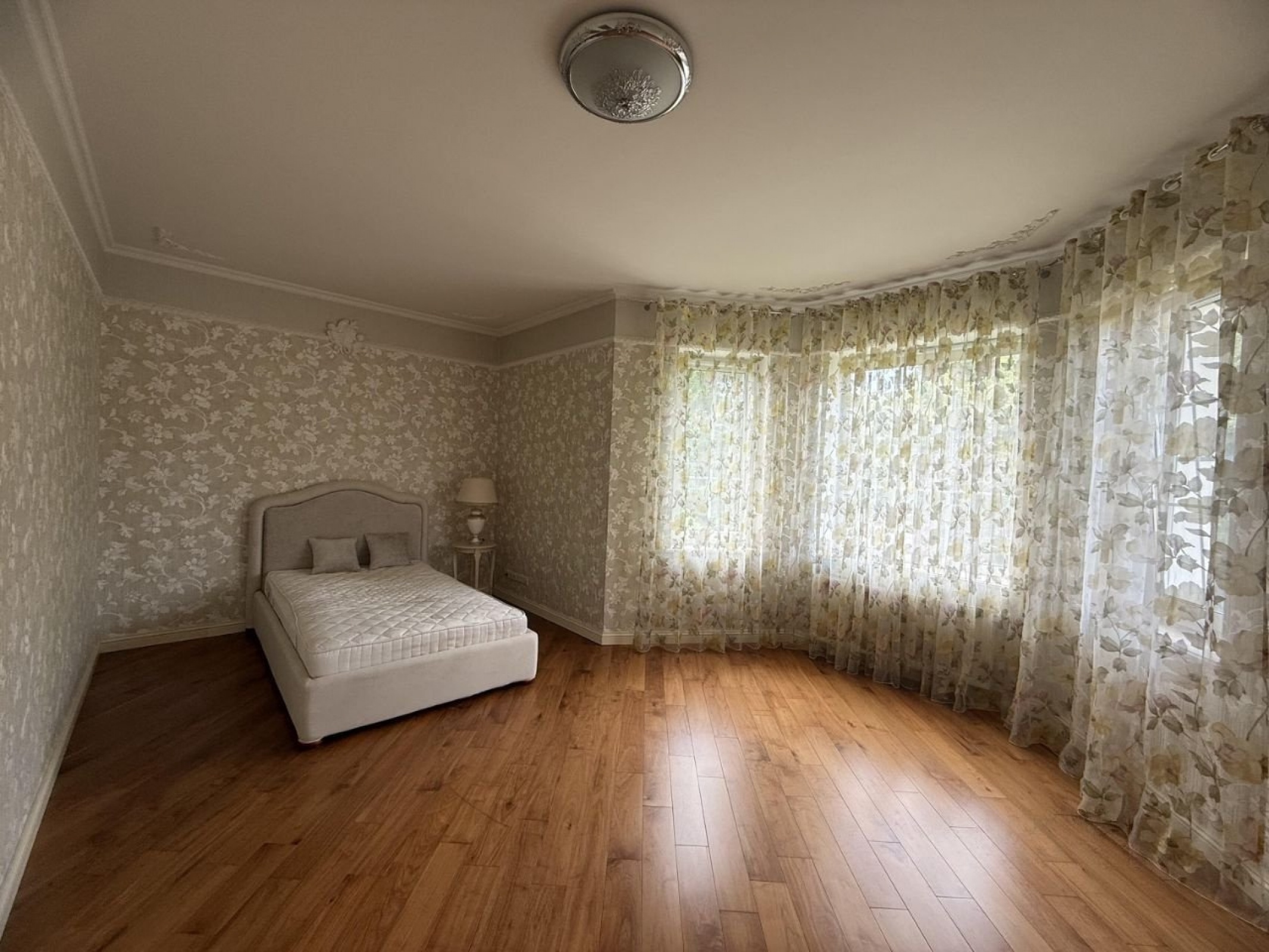 3-этажный коттедж, 420 м²