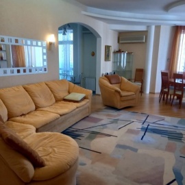 Москва,&nbsp;ЗАО,&nbsp;р-н Раменки,&nbsp;Мичуринский просп.,&nbsp;11К4

&nbsp;

Общая площадь:&nb...