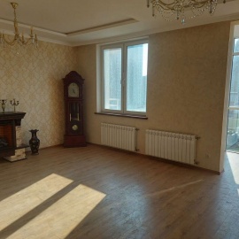 Московская обл., Химки, ул. Кудрявцева, 15

&nbsp;

Общая площадь: 140 м&sup2;;
Площадь кухни: 15...
