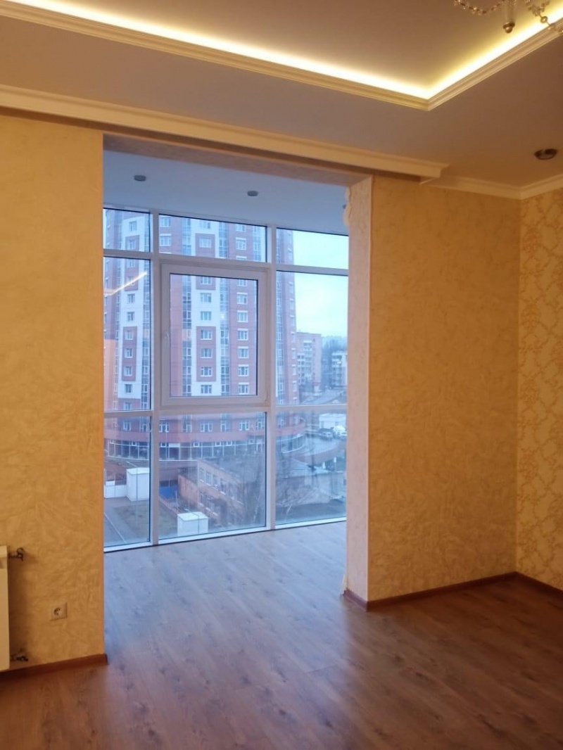 3-комн. квартира,140 м²