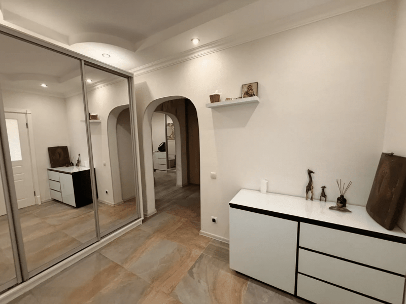 3-комн. квартира, 83 м²