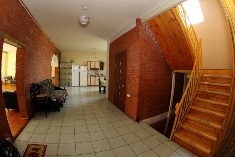 3-этажный дом, 450 м²