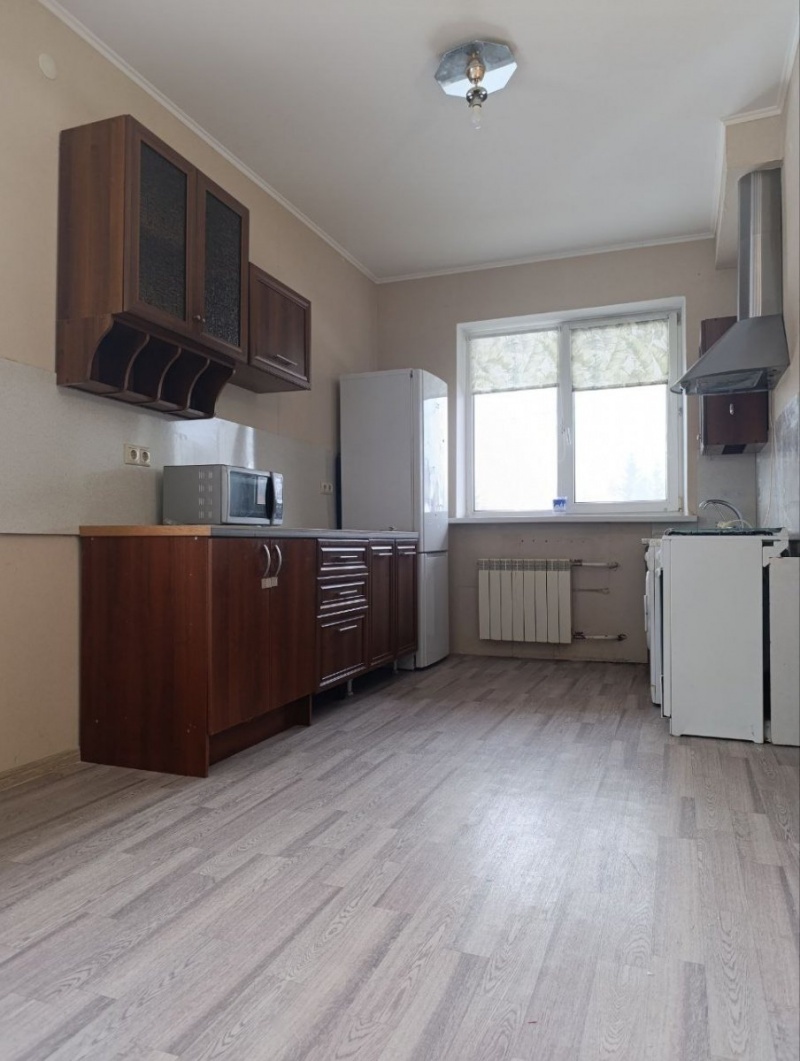 2-этажный коттедж, 215 м²