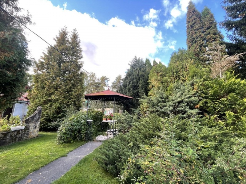 3-этажный дом, 600 м²