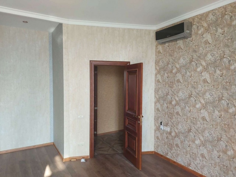 3-к. квартира, 140 м²