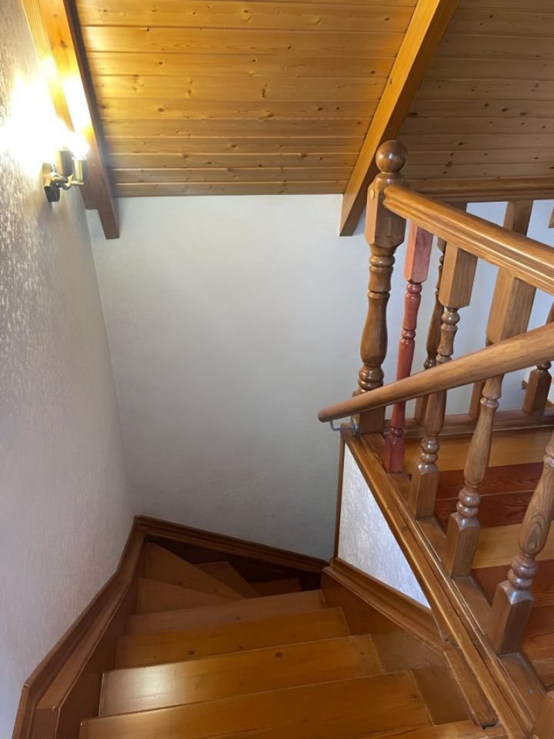2-этажный коттедж, 170 м²