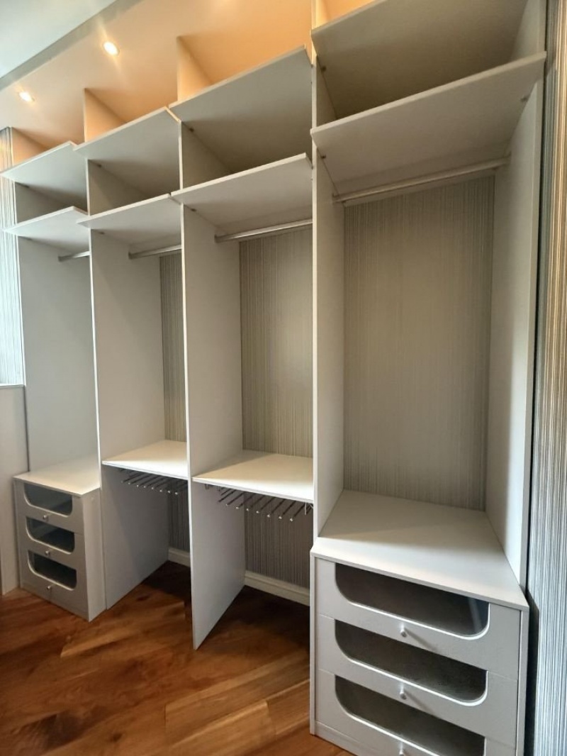 3-этажный коттедж, 420 м²