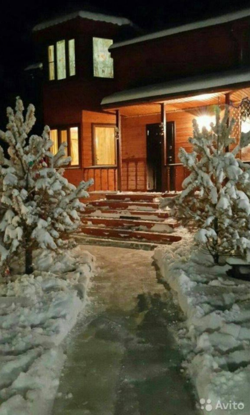 2-этажный коттедж, 130 м²