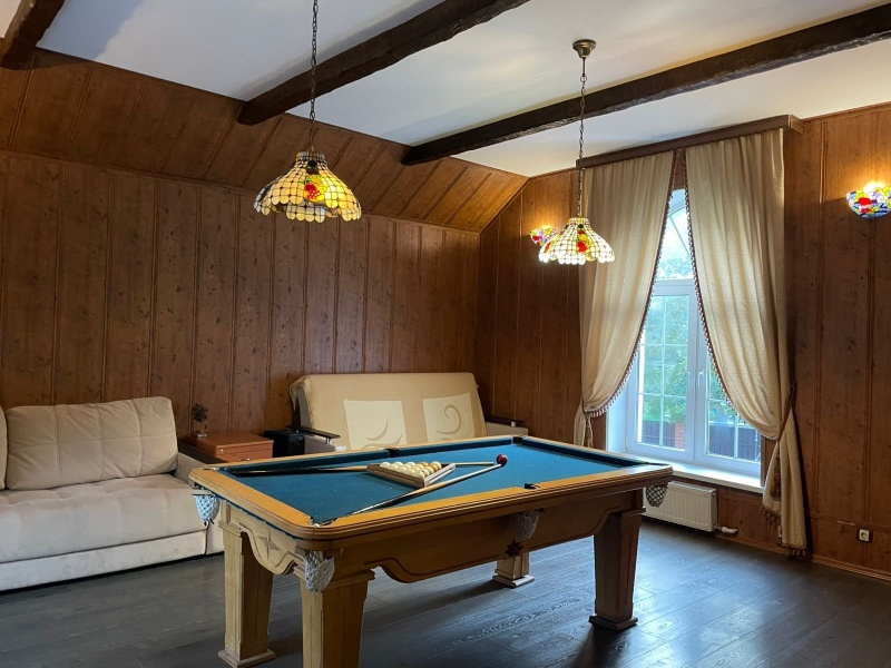 3-этажный дом, 400 м²