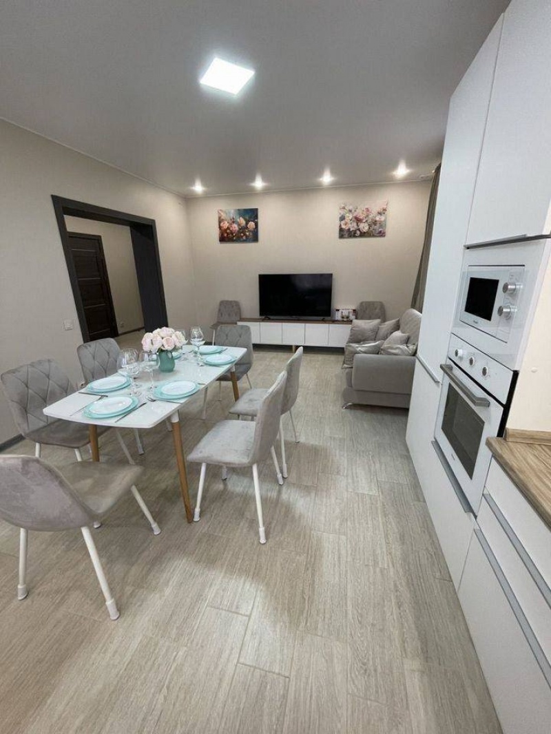 2-этажный дом, 210 м²
