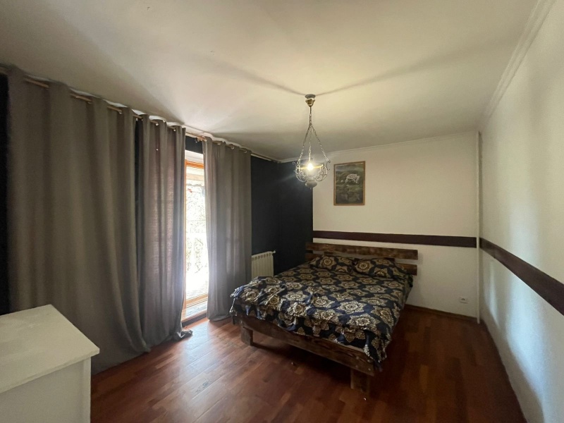 3-этажный дом, 600 м²