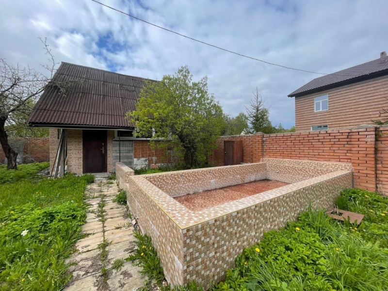 3-этажный дом,300 м²