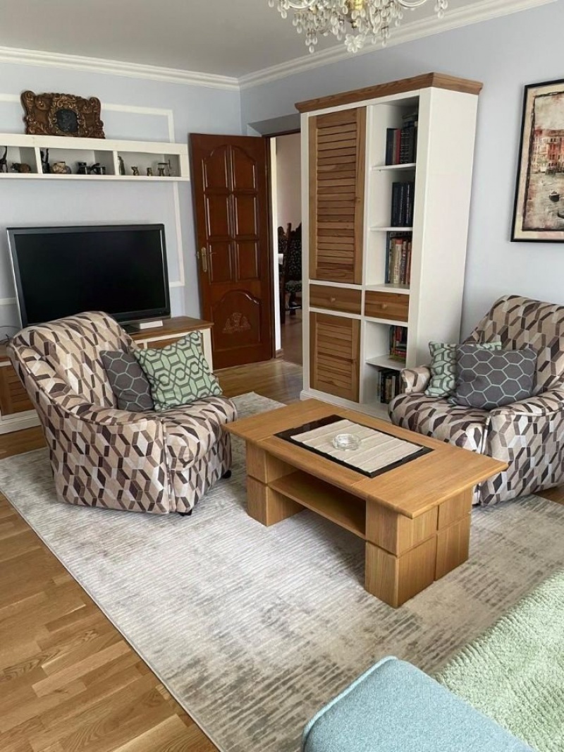 2-этажный коттедж, 170 м²