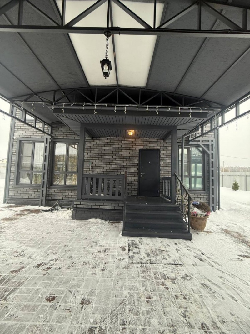 2-этажный коттедж, 170 м²