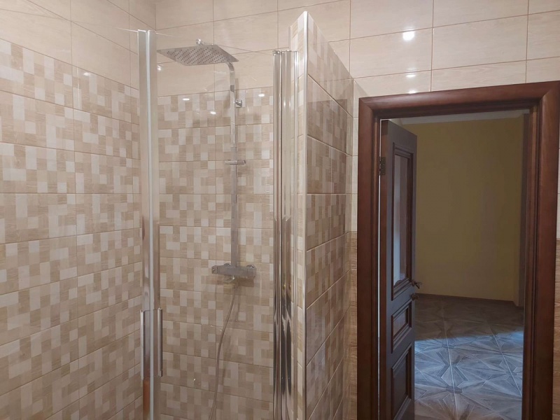 3-к. квартира, 140 м²