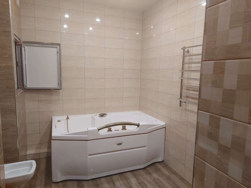 3-к. квартира, 140 м²