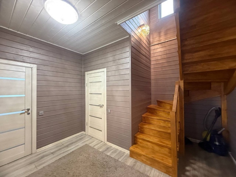 2-этажный коттедж, 170 м²