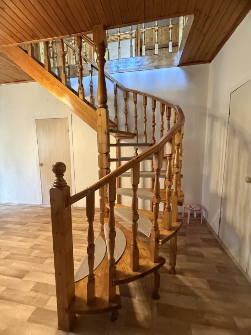 2-этажный дом, 180 м²