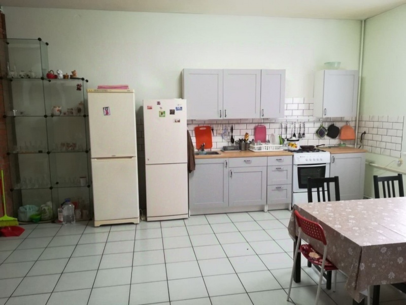 3-этажный дом, 450 м²