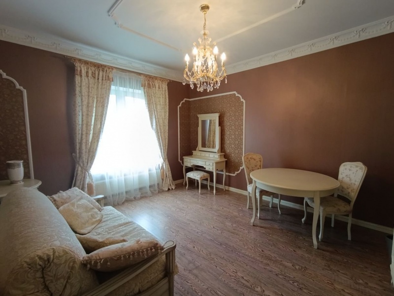 3-этажный коттедж, 420 м²
