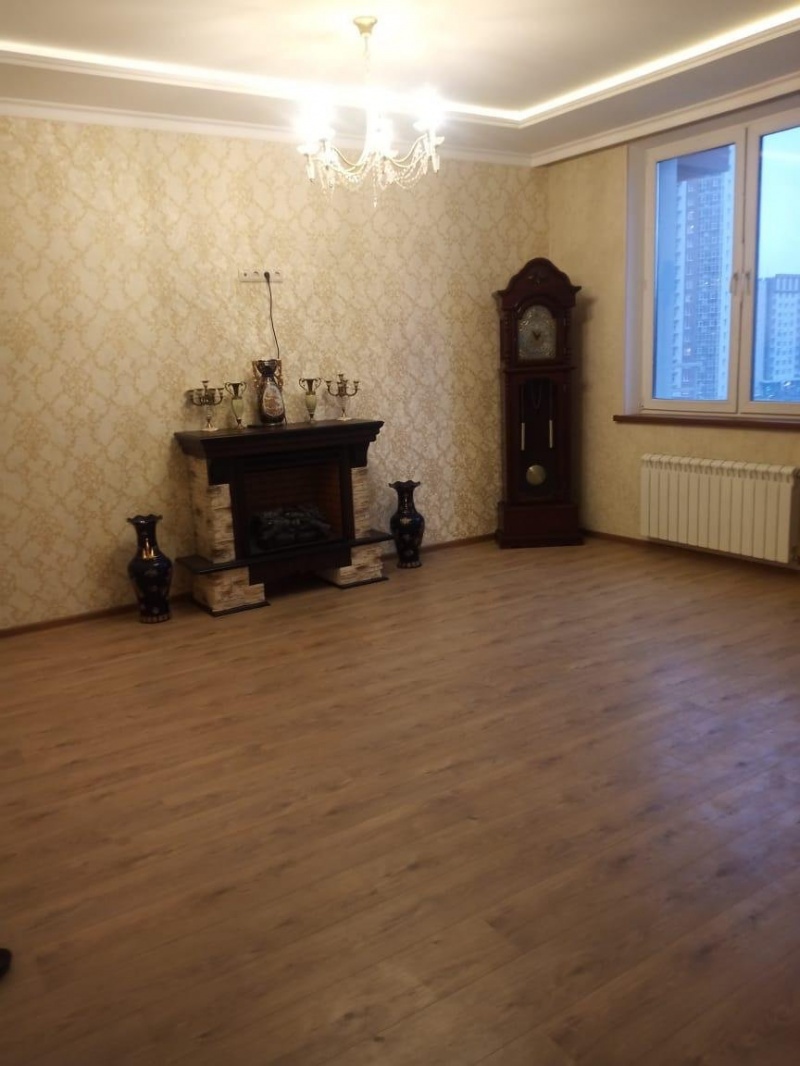 3-комн. квартира,140 м²