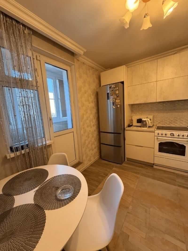 3-комн. квартира, 83 м²