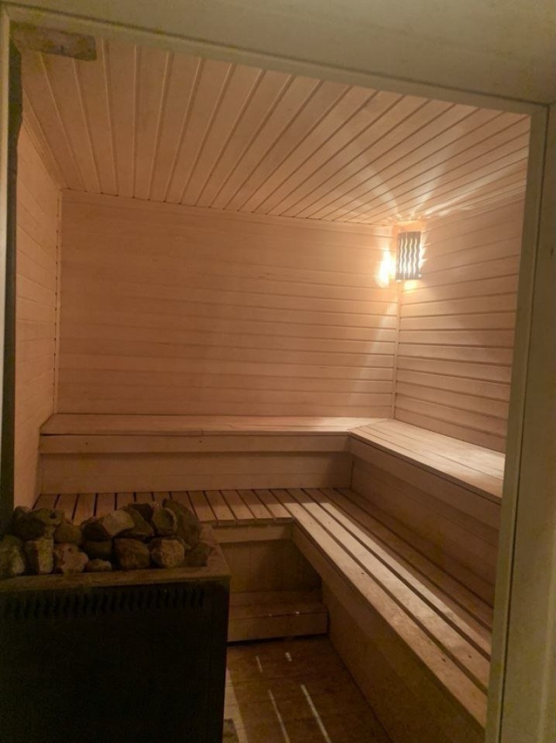 3-этажный дом, 430 м²