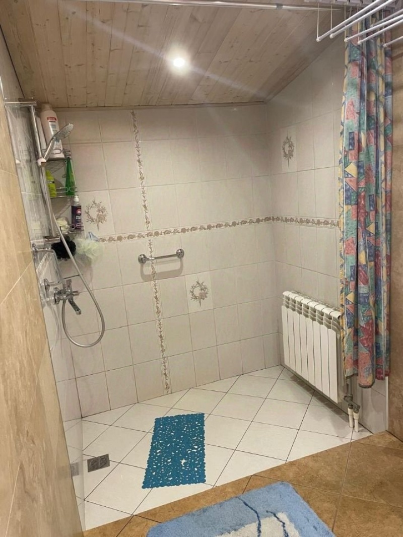 2-этажный коттедж, 170 м²